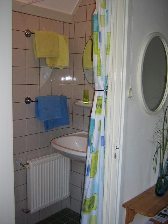 B&B De Esdoorn Norg Habitación foto